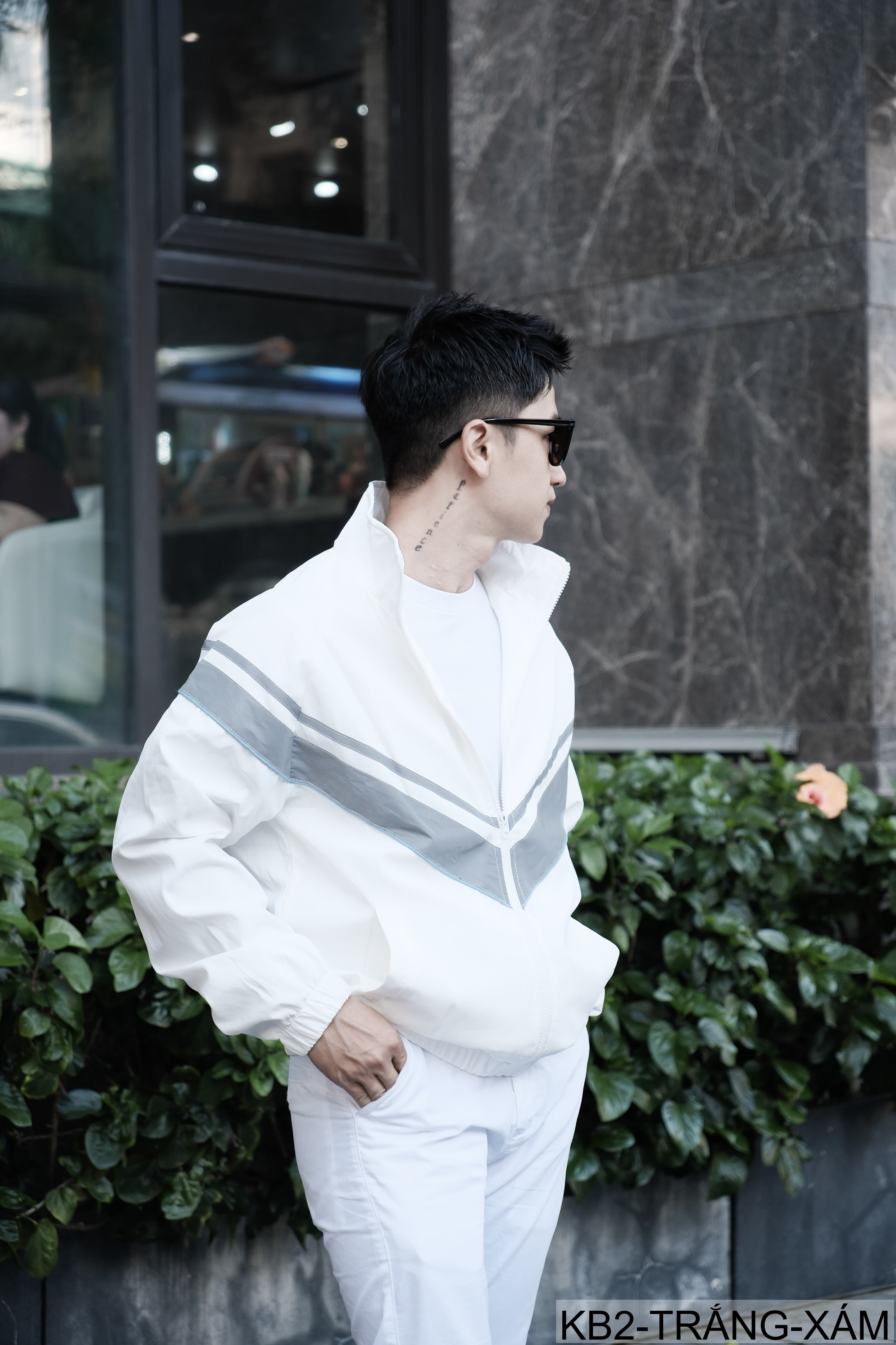 KB2 - Áo khoác nam cổ bẻ phong cách Hong Kong, form rộng, in họa tiết sọc V thời trang - ảnh 3