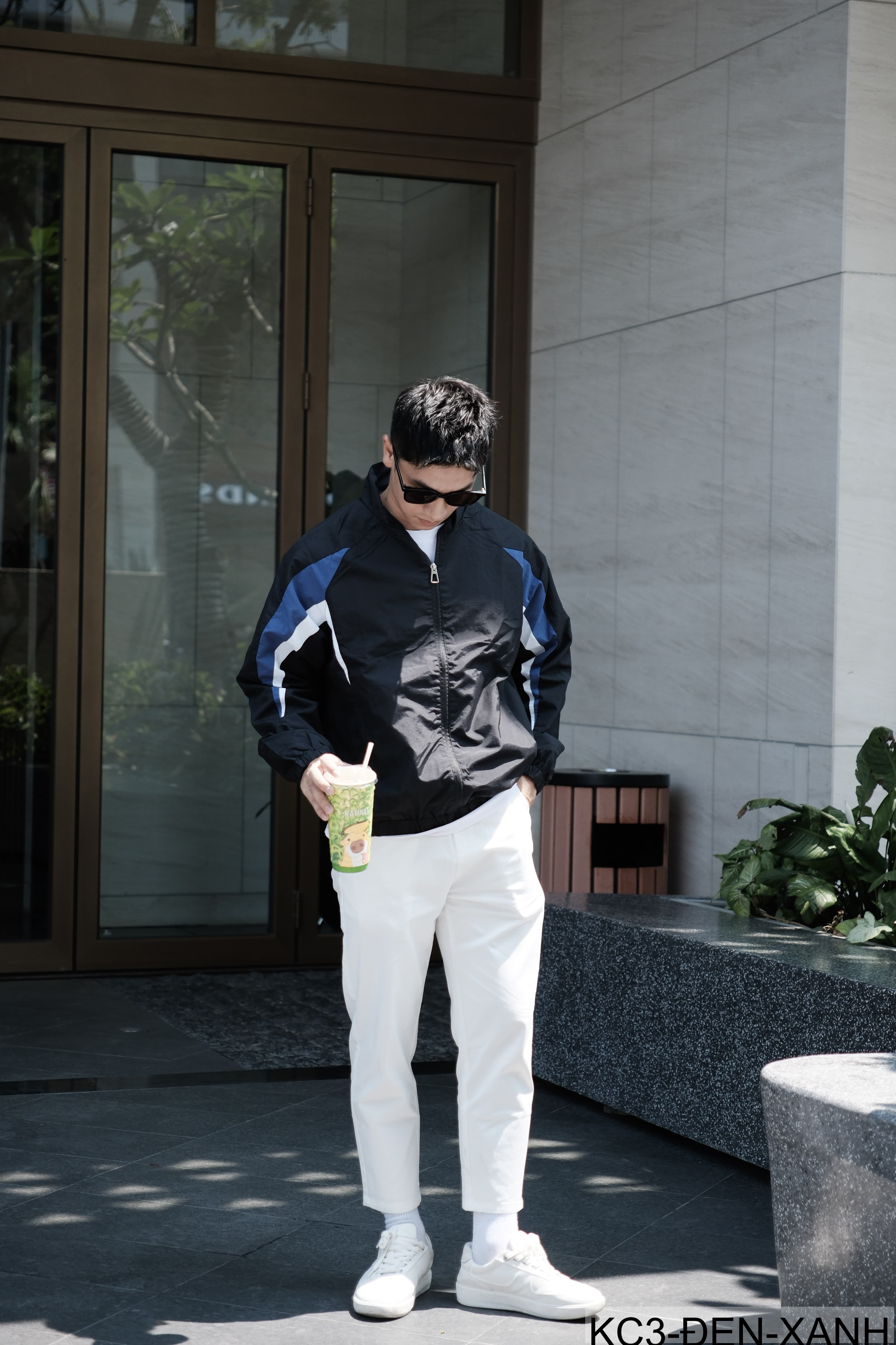 KC3 - Áo khoác nam cổ đứng phối màu năng động, chất polyester thoáng mát, form regular phù hợp xuân thu - ảnh 7