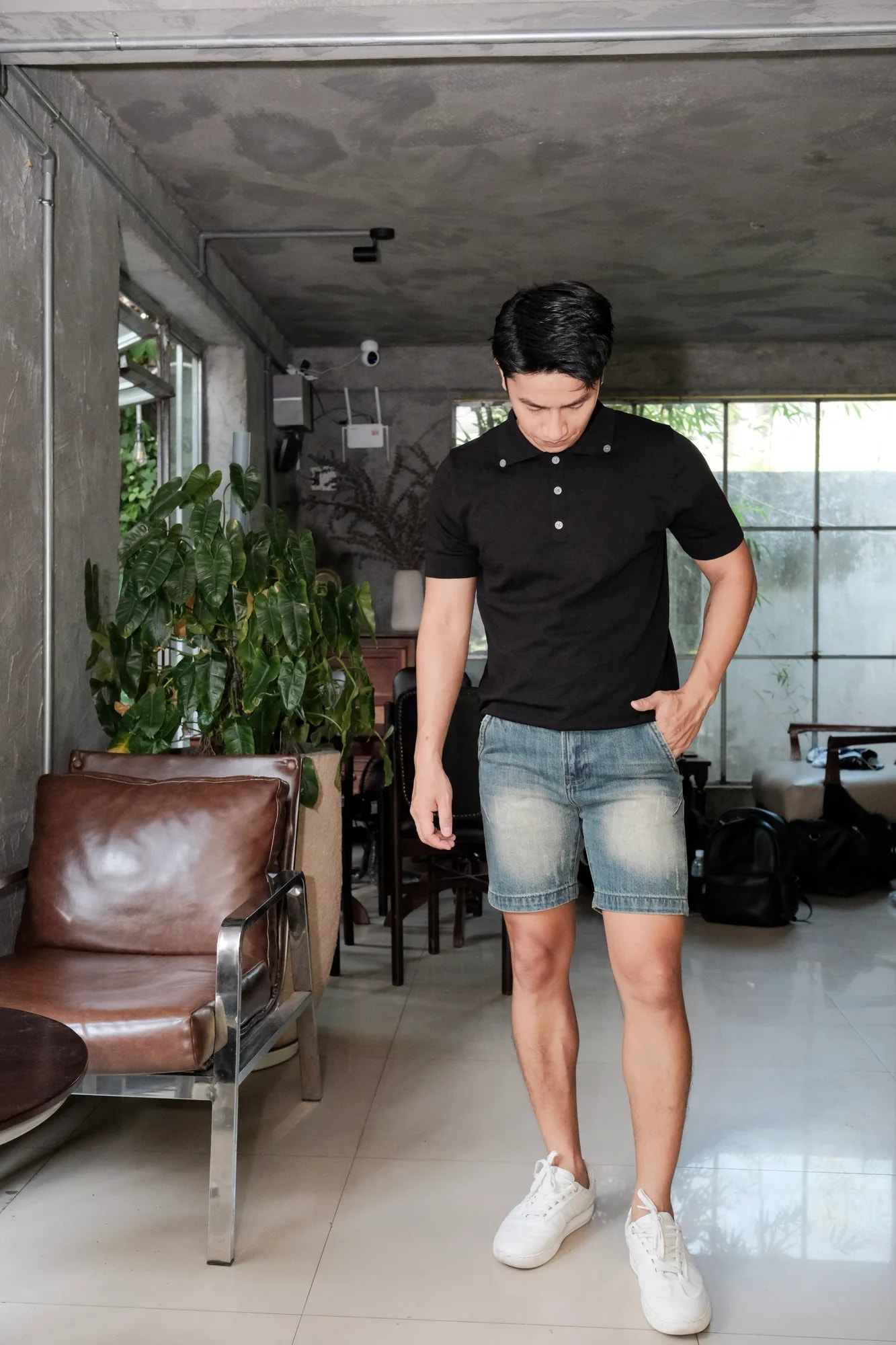 QA3 - Quần short jeans nam ống đứng phong cách Hàn Quốc, màu đậm vải bò, thiết kế túi chèn chéo thời thượng - ảnh 6