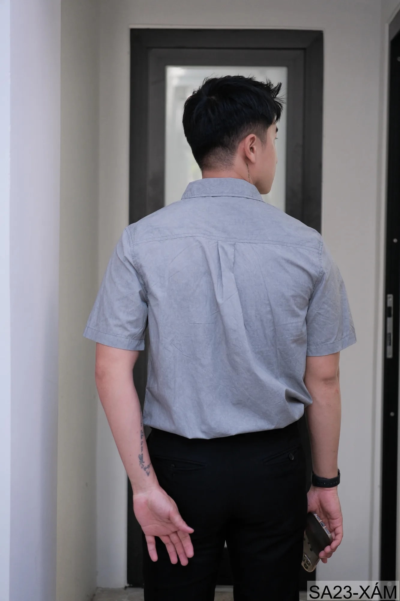 SA23 - Áo sơ mi nam tay ngắn cổ bẻ form rộng in chữ cá tính màu Khaki và Xám - ảnh 6