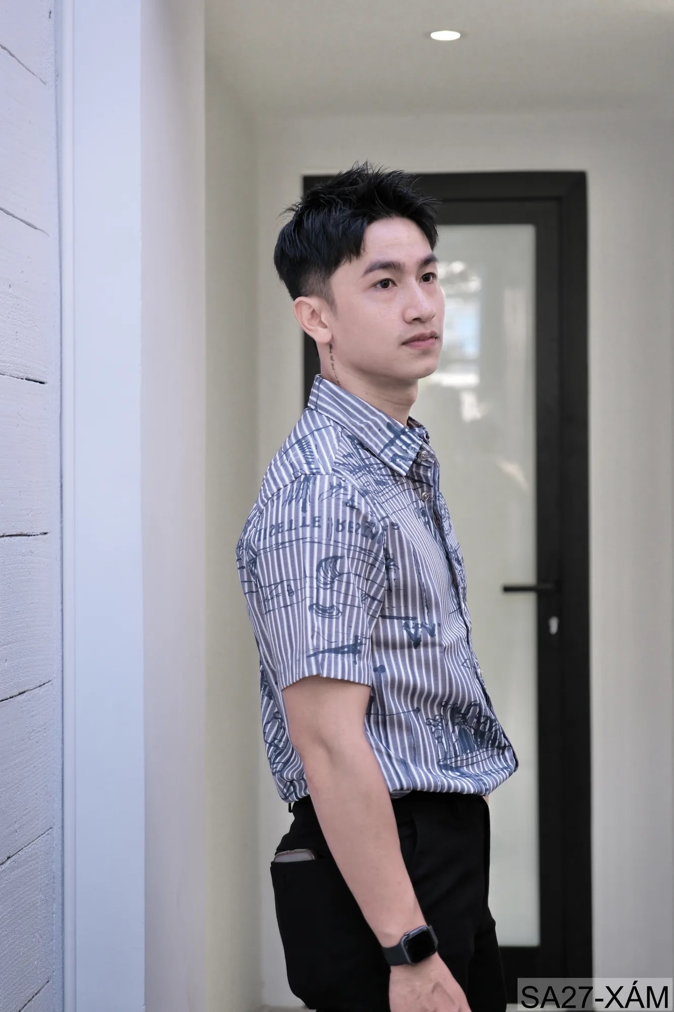 SA27 - Áo sơ mi nam ngắn tay họa tiết sọc và vẽ tay phong cách streetwear, chất liệu polyester mềm mại, form rộng thoải mái - ảnh 4