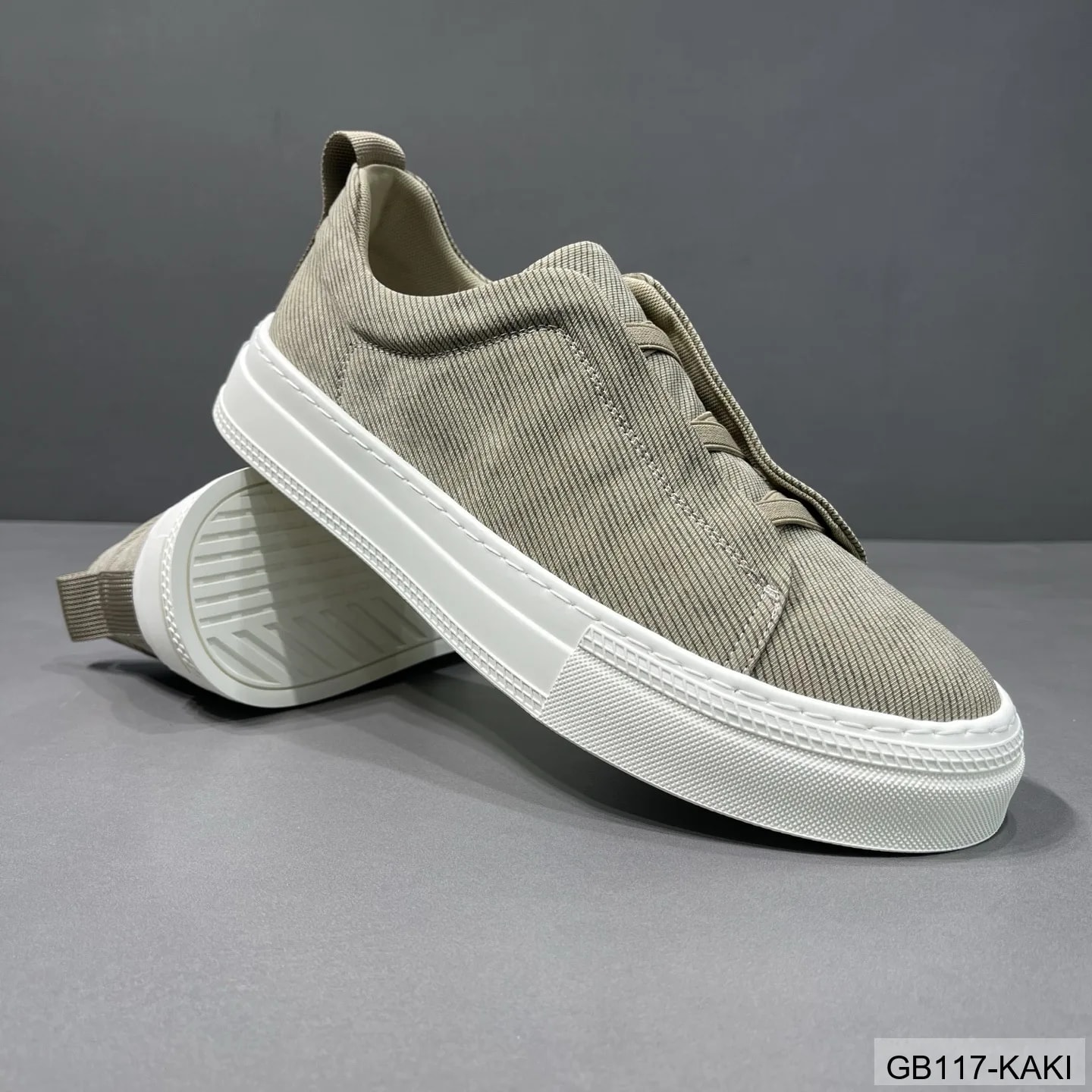 GB117 - Giày thể thao nam cổ thấp phong cách retro, chất vải mềm, đế cao su trắng, slip-on tiện lợi - video 1
