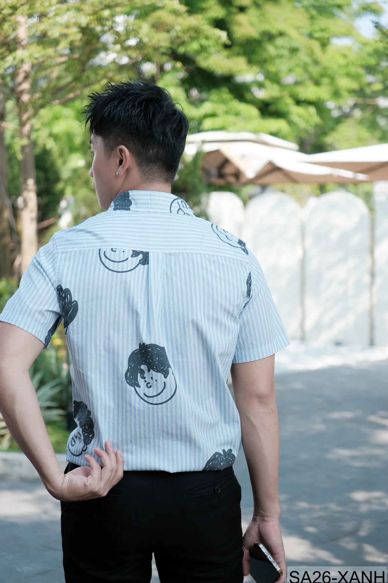 SA26 - Áo sơ mi nam tay ngắn họa tiết mặt cười phong cách Nhật Bản, chất cotton mềm mại, form rộng thoải mái - ảnh 5