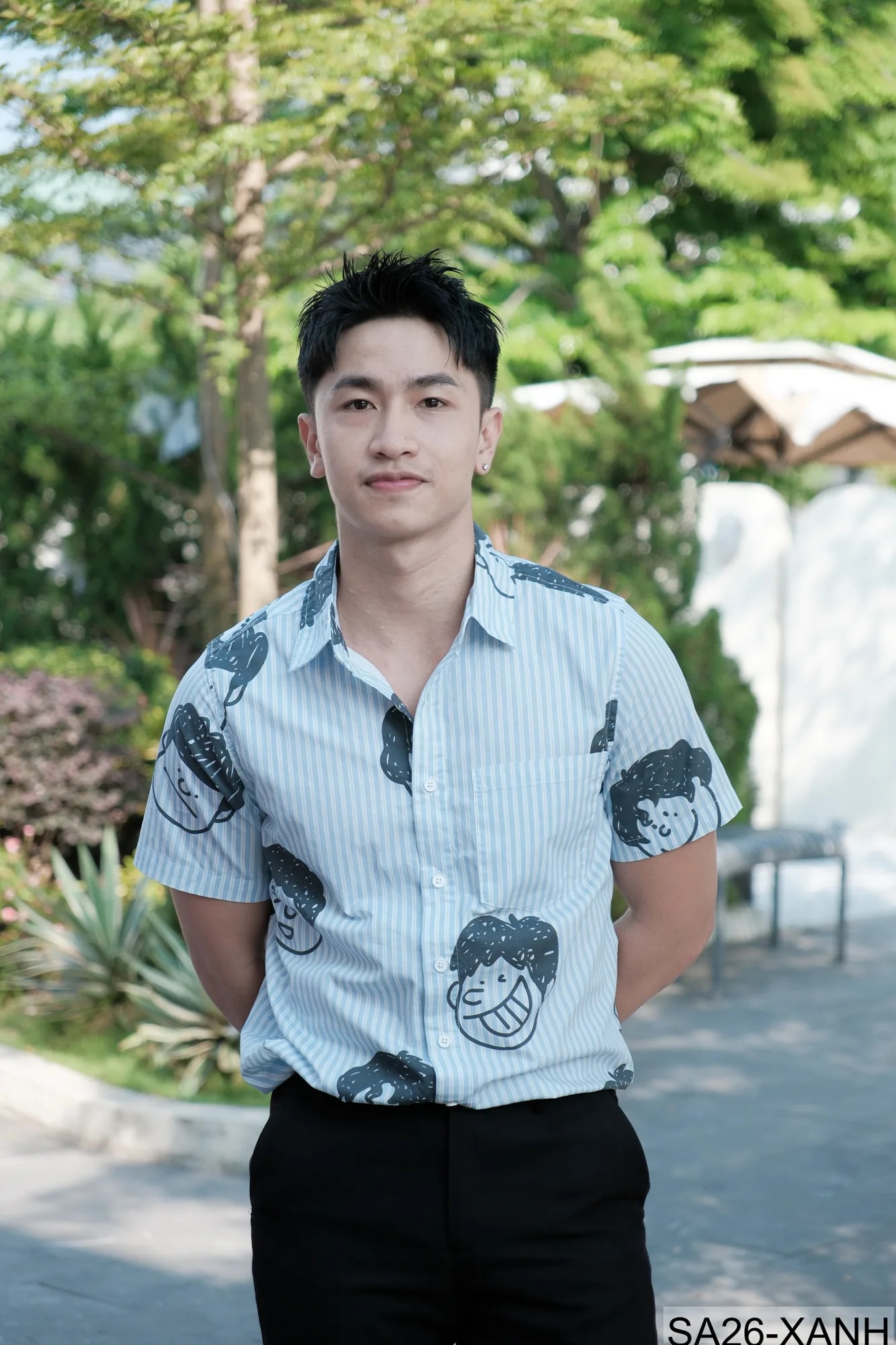 SA26 - Áo sơ mi nam tay ngắn họa tiết mặt cười phong cách Nhật Bản, chất cotton mềm mại, form rộng thoải mái - ảnh 4