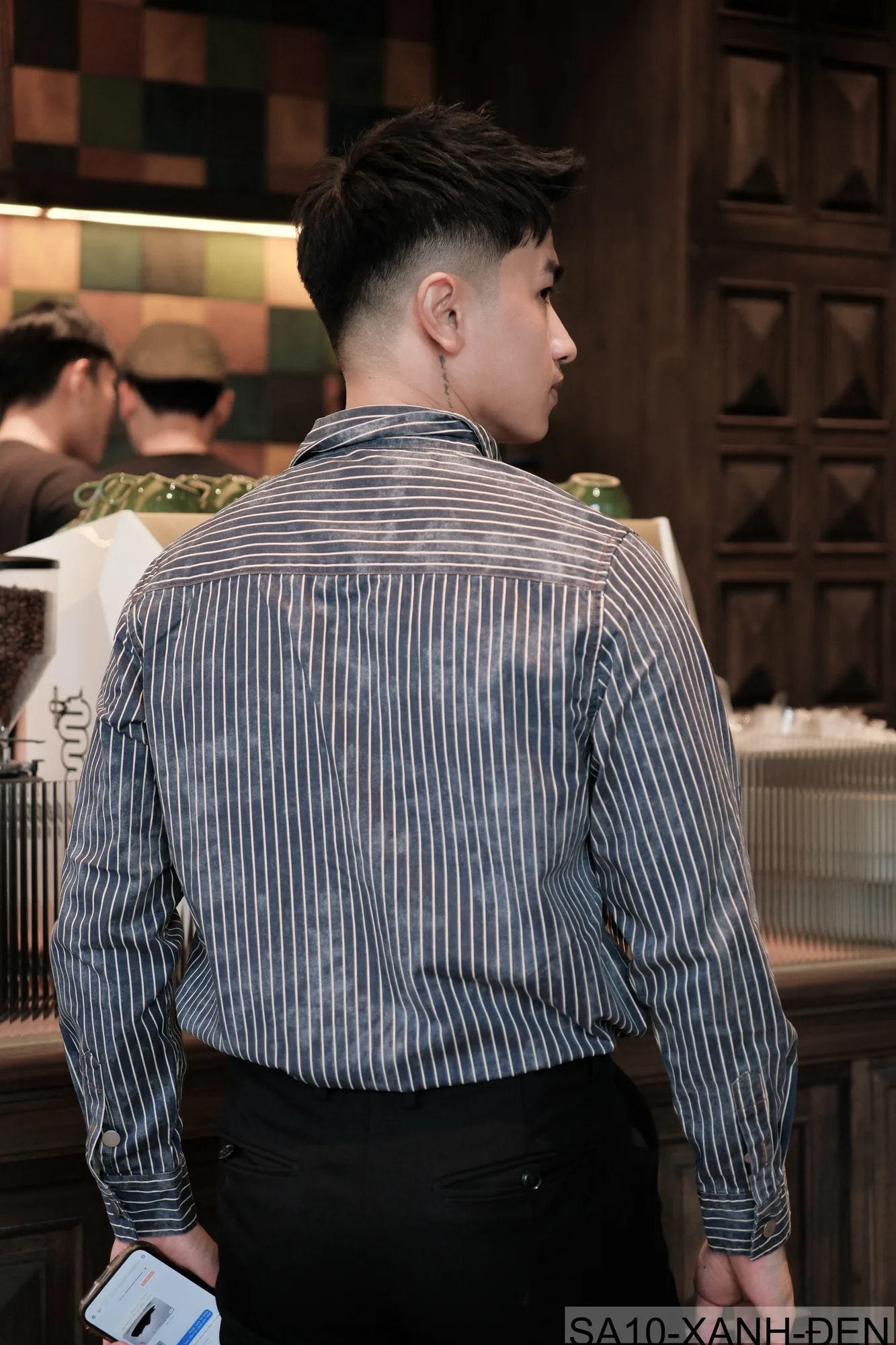 SA10 - Áo sơ mi nam dài tay sọc dọc phong cách Nhật Bản, chất cotton mềm mại, form rộng thoải mái - ảnh 5