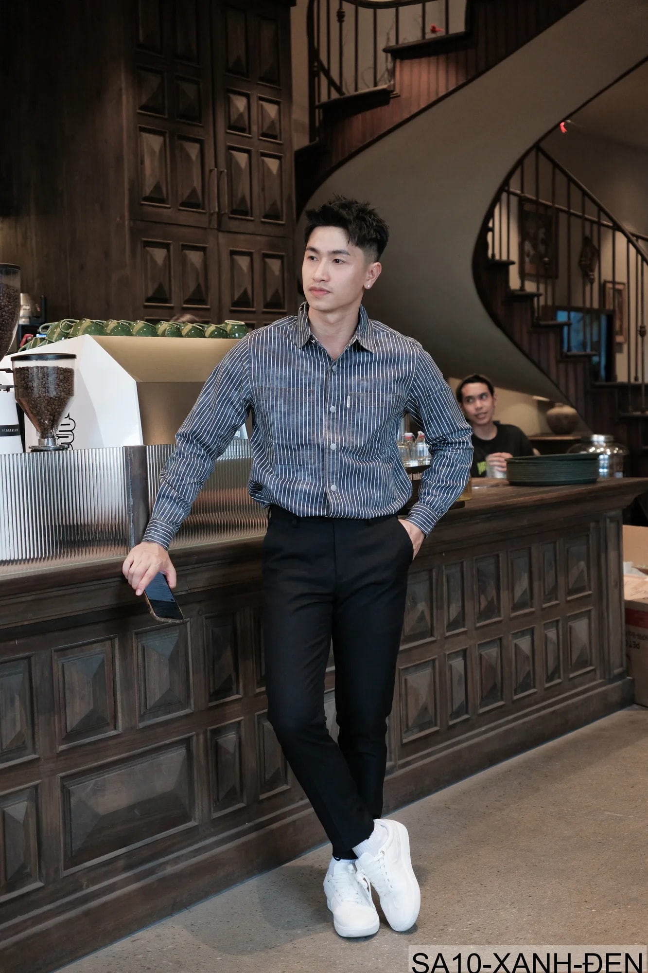 SA10 - Áo sơ mi nam dài tay sọc dọc phong cách Nhật Bản, chất cotton mềm mại, form rộng thoải mái - ảnh 3