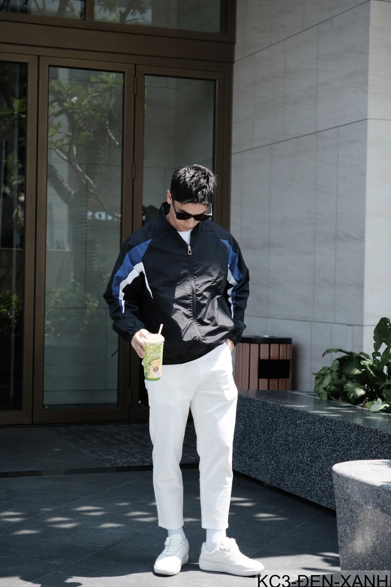 KC3 - Áo khoác nam cổ đứng phối màu năng động, chất polyester thoáng mát, form regular phù hợp xuân thu - ảnh 7
