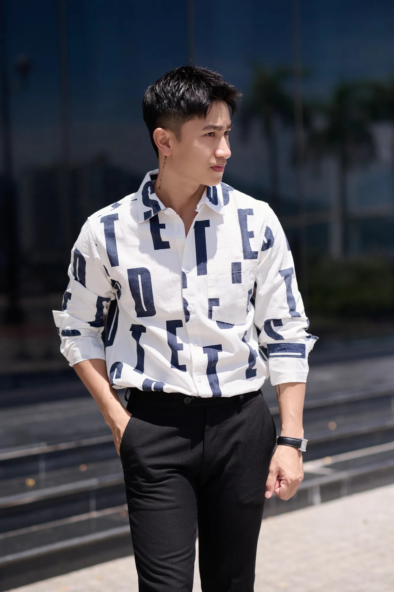 SA97 - Áo sơ mi nam dài tay họa tiết chữ, chất cotton 100%, phong cách Nhật Bản đơn giản, màu trắng