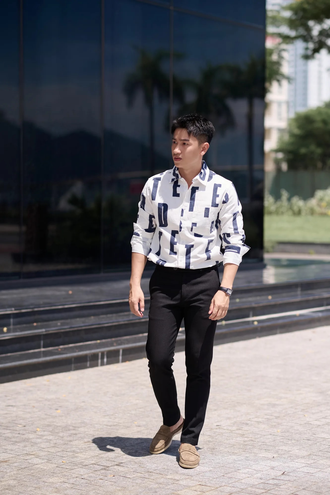 SA97 - Áo sơ mi nam dài tay họa tiết chữ, chất cotton 100%, phong cách Nhật Bản đơn giản, màu trắng - ảnh 2