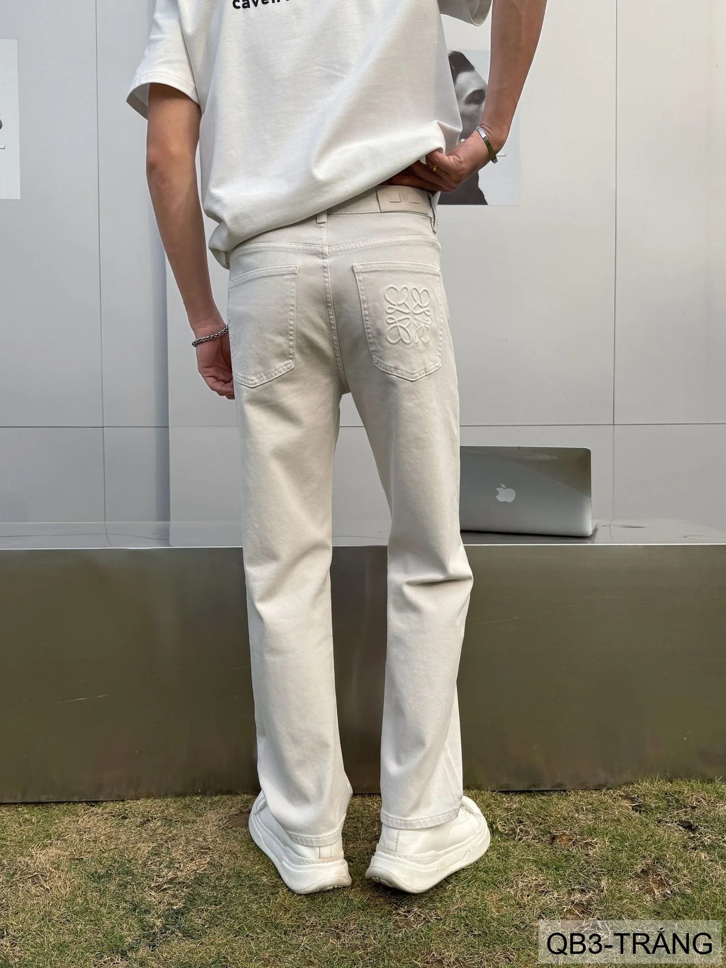 QB3 - Quần jeans nam ống rộng trắng phong cách retro Mỹ, chất cotton mềm mại, form suông thoải mái - ảnh 15