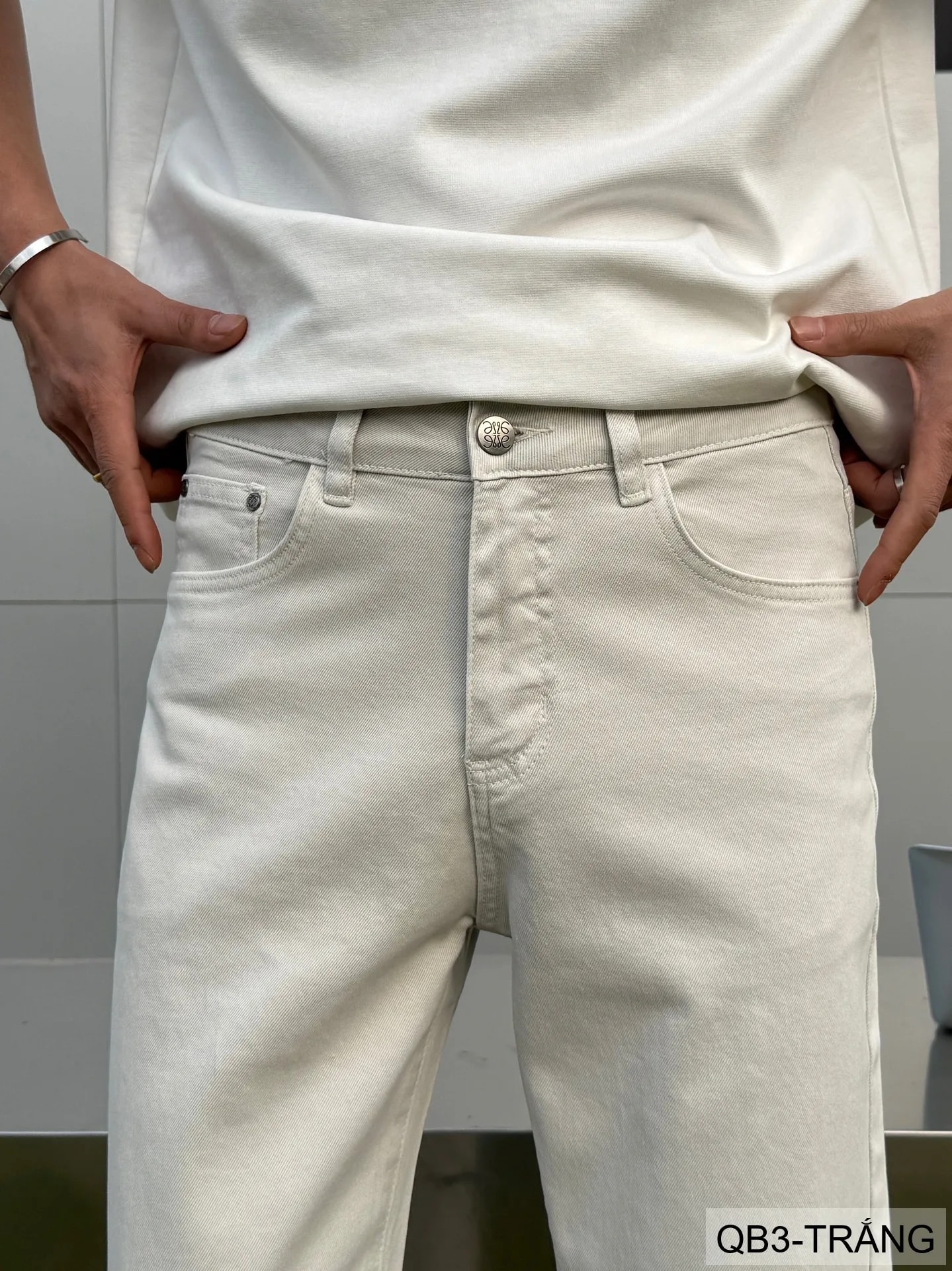 QB3 - Quần jeans nam ống rộng trắng phong cách retro Mỹ, chất cotton mềm mại, form suông thoải mái - ảnh 16