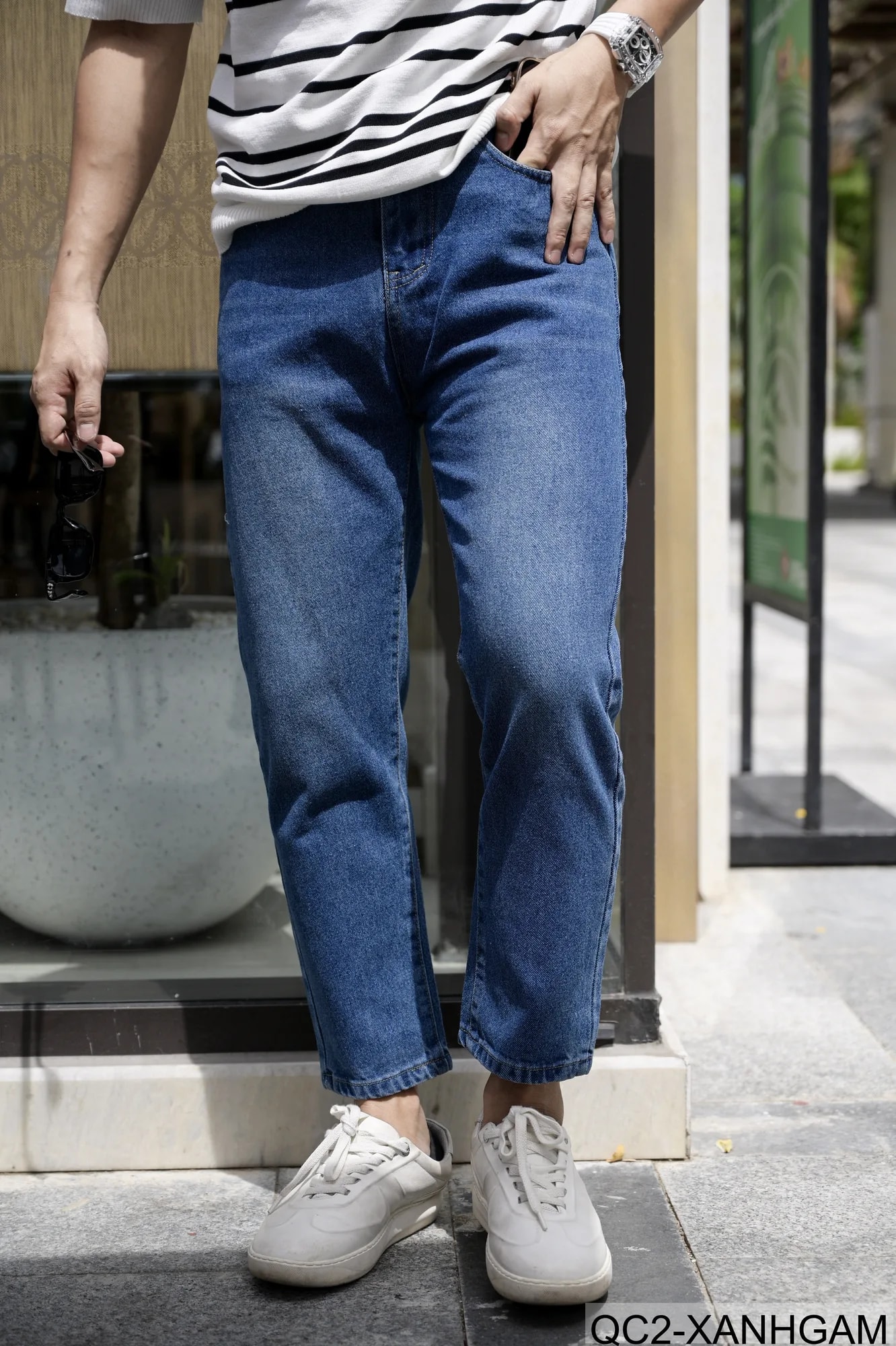 QC2 - Quần Jeans Nam Ống Đứng Chín Tấc Phong Cách Hàn Quốc - video 1